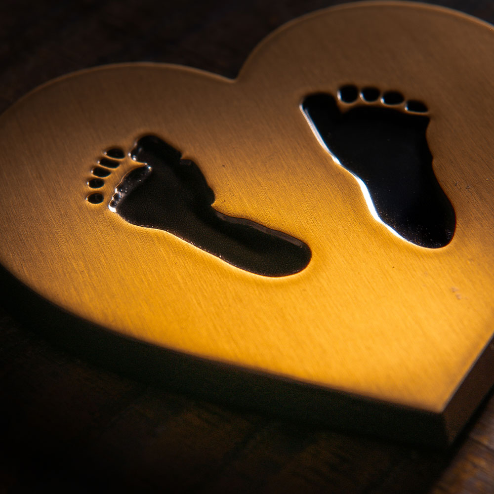 Personalized Funerary Ornament Engraving